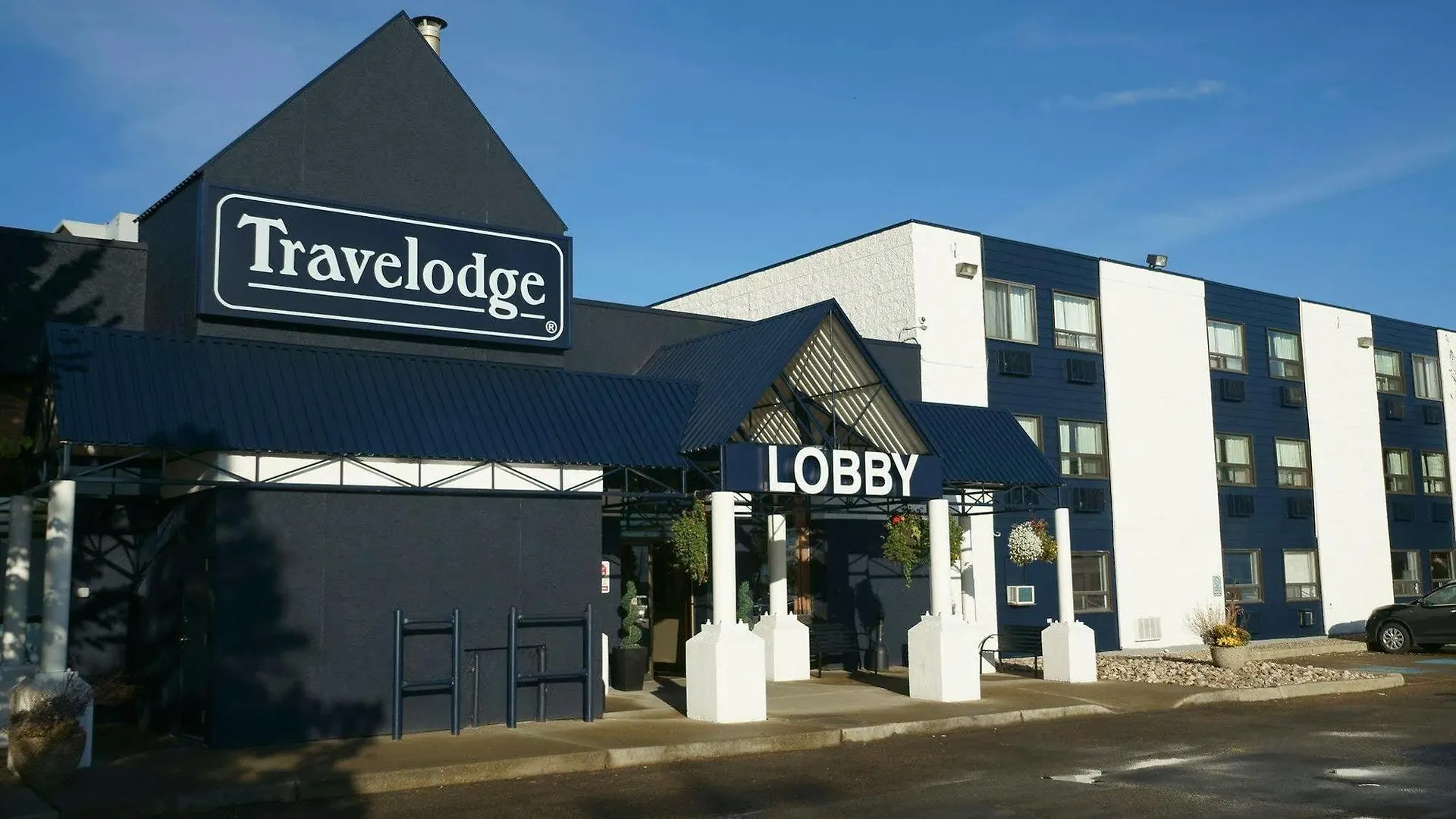 Travelodge By Wyndham Edmonton South 3*,  Kanada