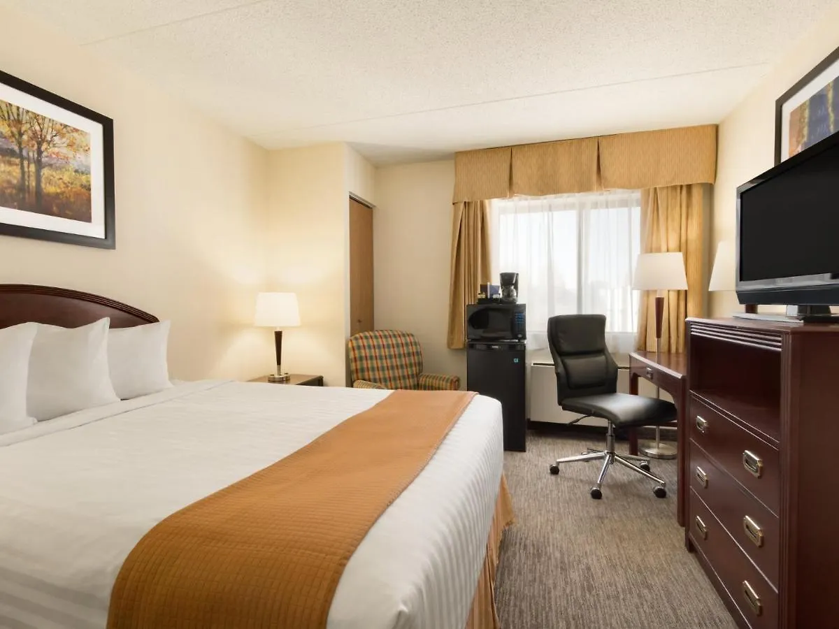 Hotel Travelodge By Wyndham Edmonton South